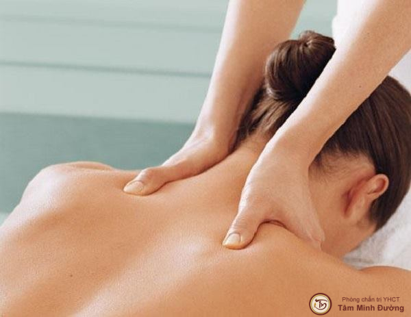Cách xoa bóp chữa đau vai gáy hiệu quả nhất